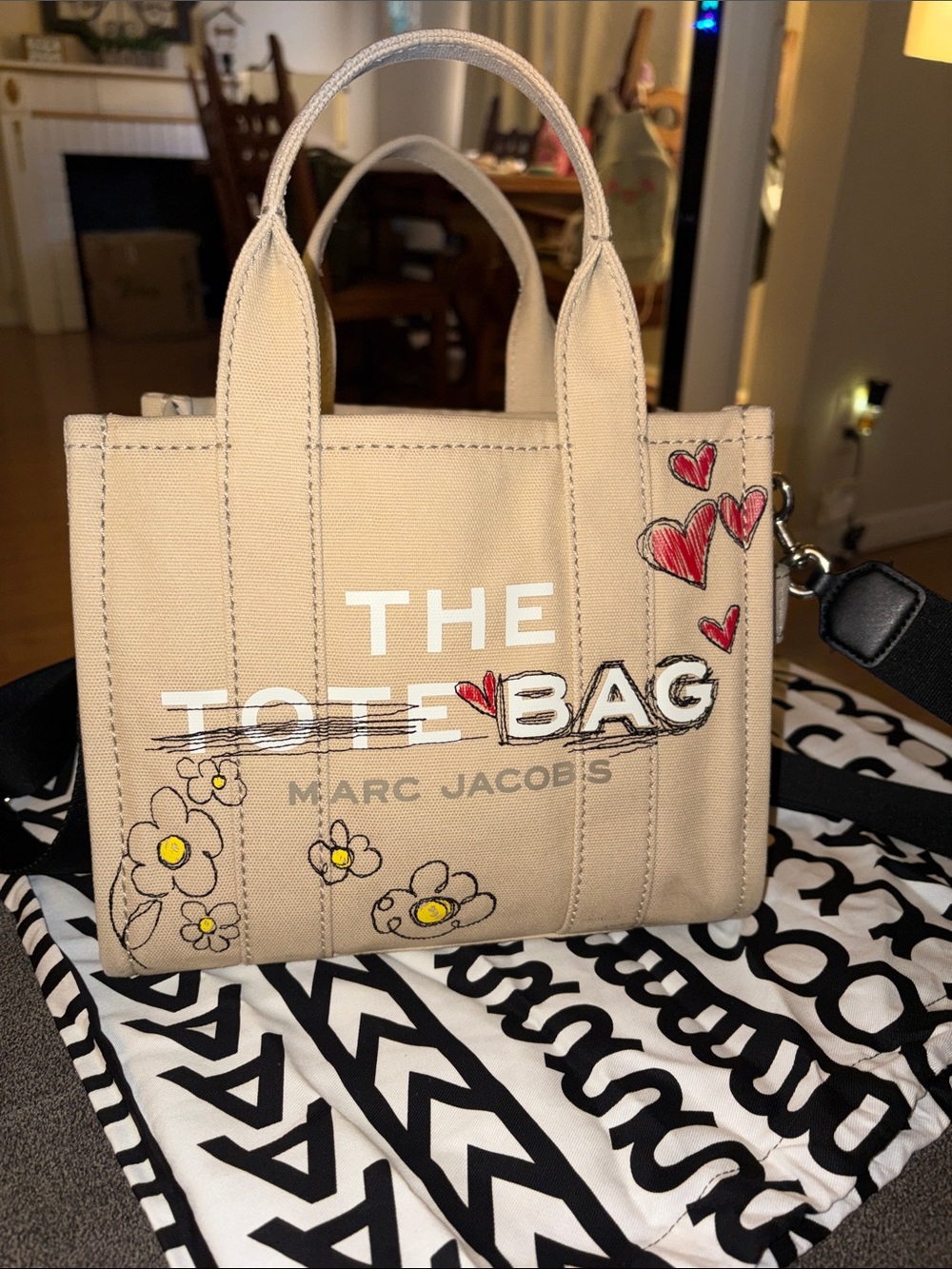 Marc Jacobs The Daisy Doodle Canvas Tote Bag